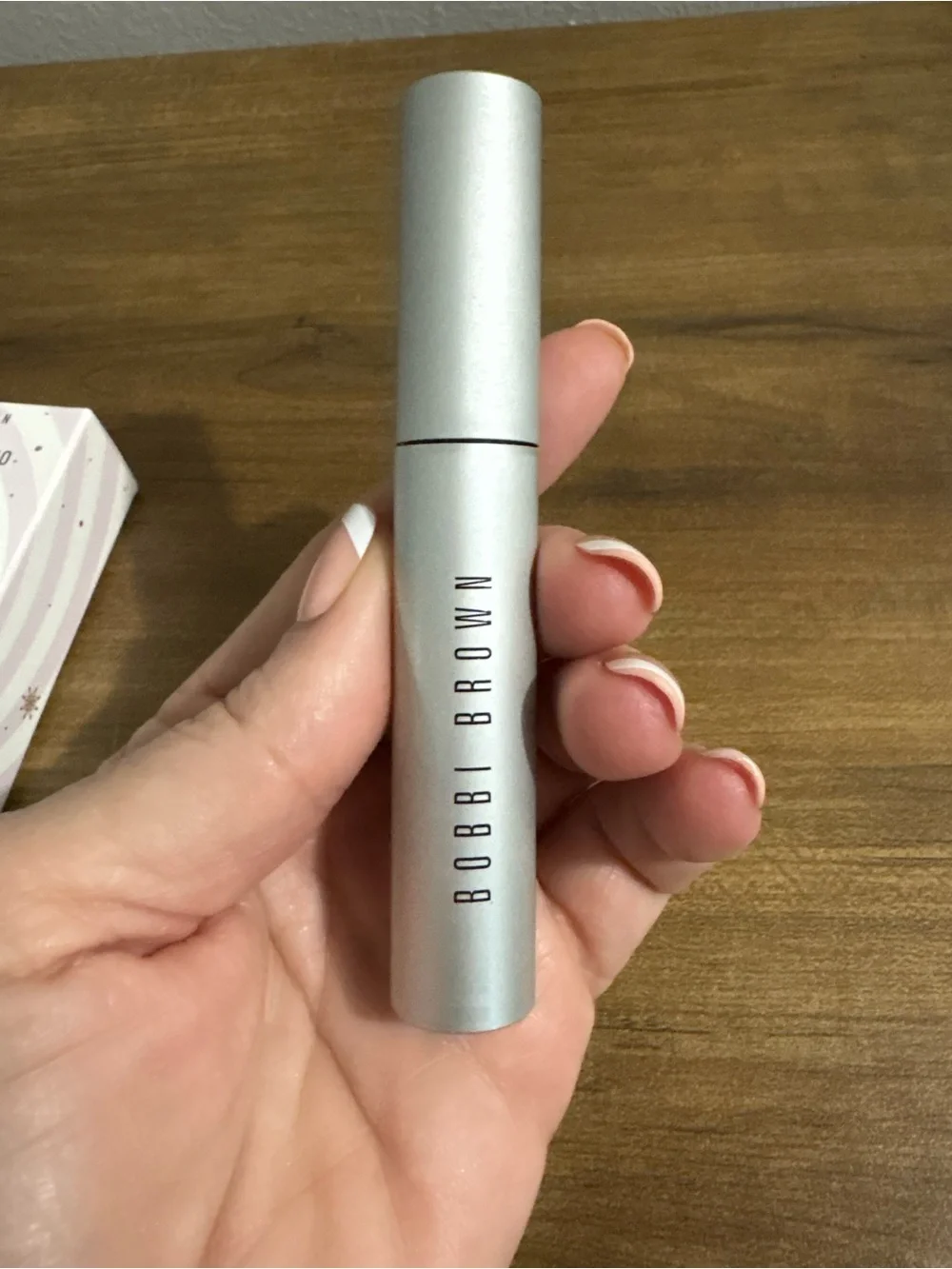 Bobbi Brown Smoky Eye Longwear Volumizing Mascara- Black